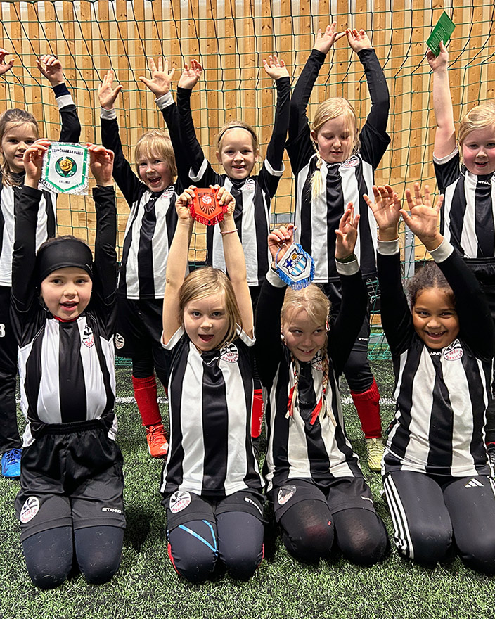 Ponnistus T2016/2017, jalkapallo